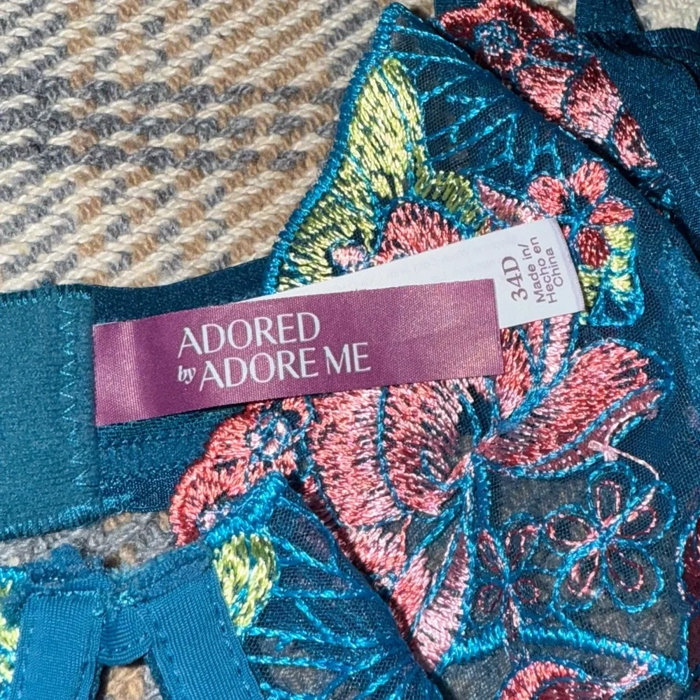 Adored by Adore Me Women's Jamilla Unlined Underwire Mesh Embroidery 🌸